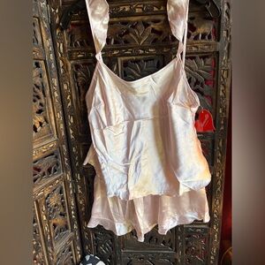Jumelles Pink Lingerie Camisole & Bottoms New with Tags